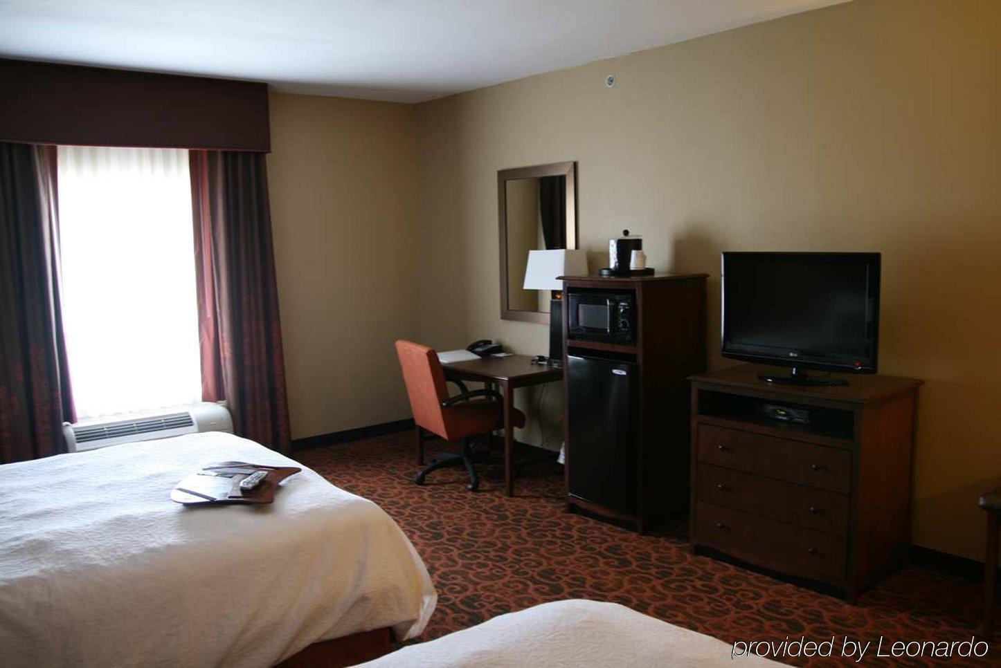 Hampton Inn Matamoras Room photo
